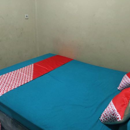 Oyo 90041 Hotel Sinar Lumayan Syariah Balikpapan  Exteriör bild