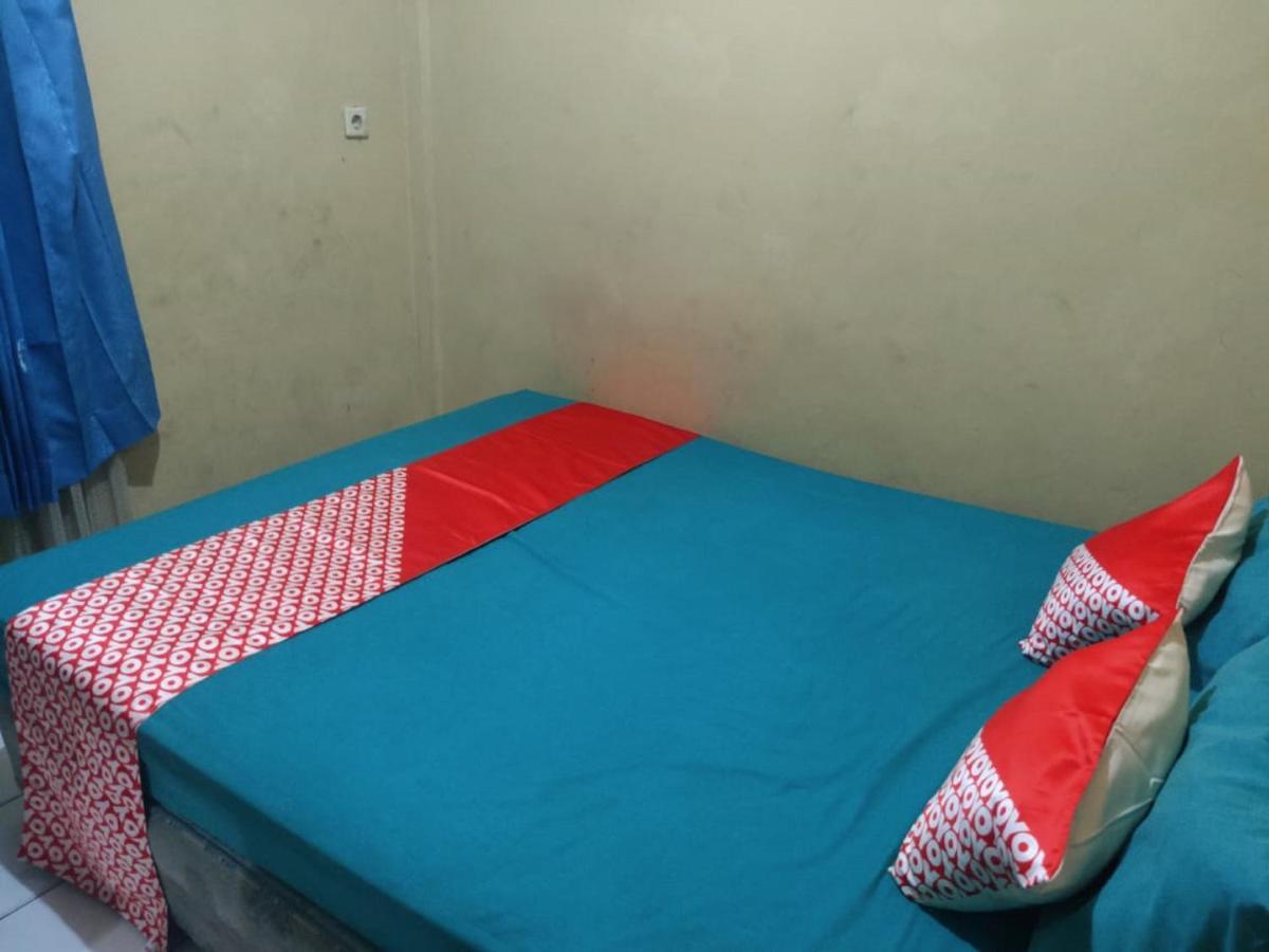 Oyo 90041 Hotel Sinar Lumayan Syariah Balikpapan  Exteriör bild