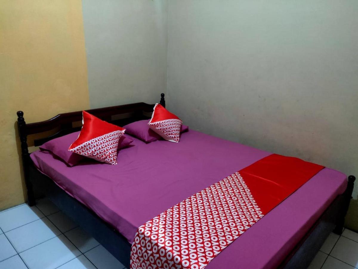 Oyo 90041 Hotel Sinar Lumayan Syariah Balikpapan  Exteriör bild