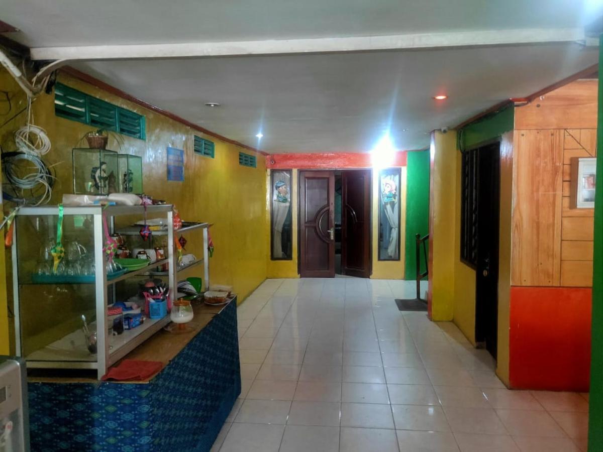 Oyo 90041 Hotel Sinar Lumayan Syariah Balikpapan  Exteriör bild